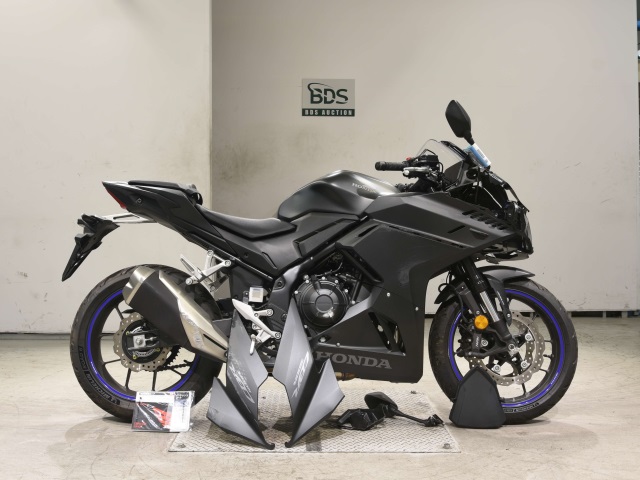 Honda CBR400R-3 2025