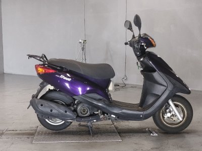 Yamaha AXIS TREAT