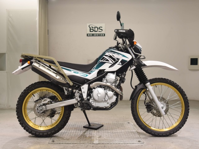 Yamaha SEROW XT250 2017