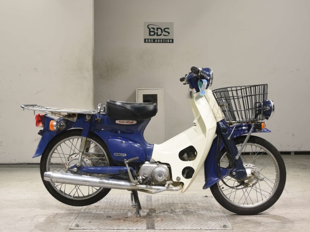 Honda C50 2005