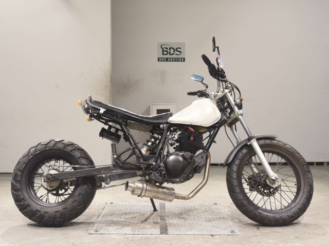Yamaha TW200E 2000