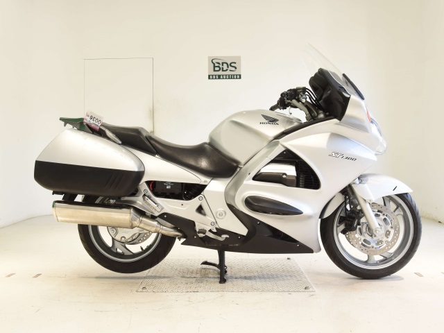 Honda ST1300 PAN EUROPEAN 2006