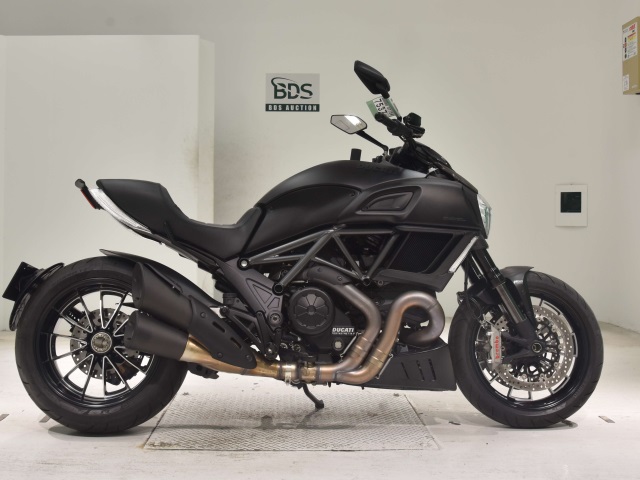 Ducati DIAVEL 2014
