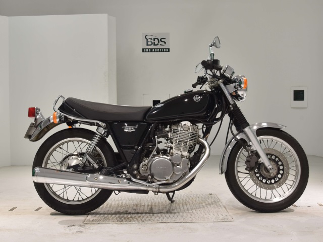 Yamaha SR400 2017