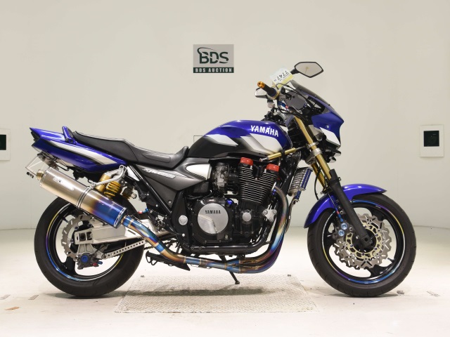 Yamaha XJR1300 2001