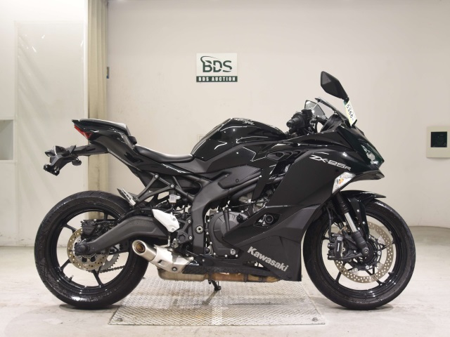 Kawasaki NINJA ZX-25R 2022
