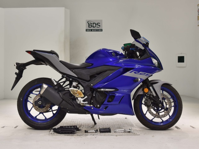 Yamaha YZF-R25 2020