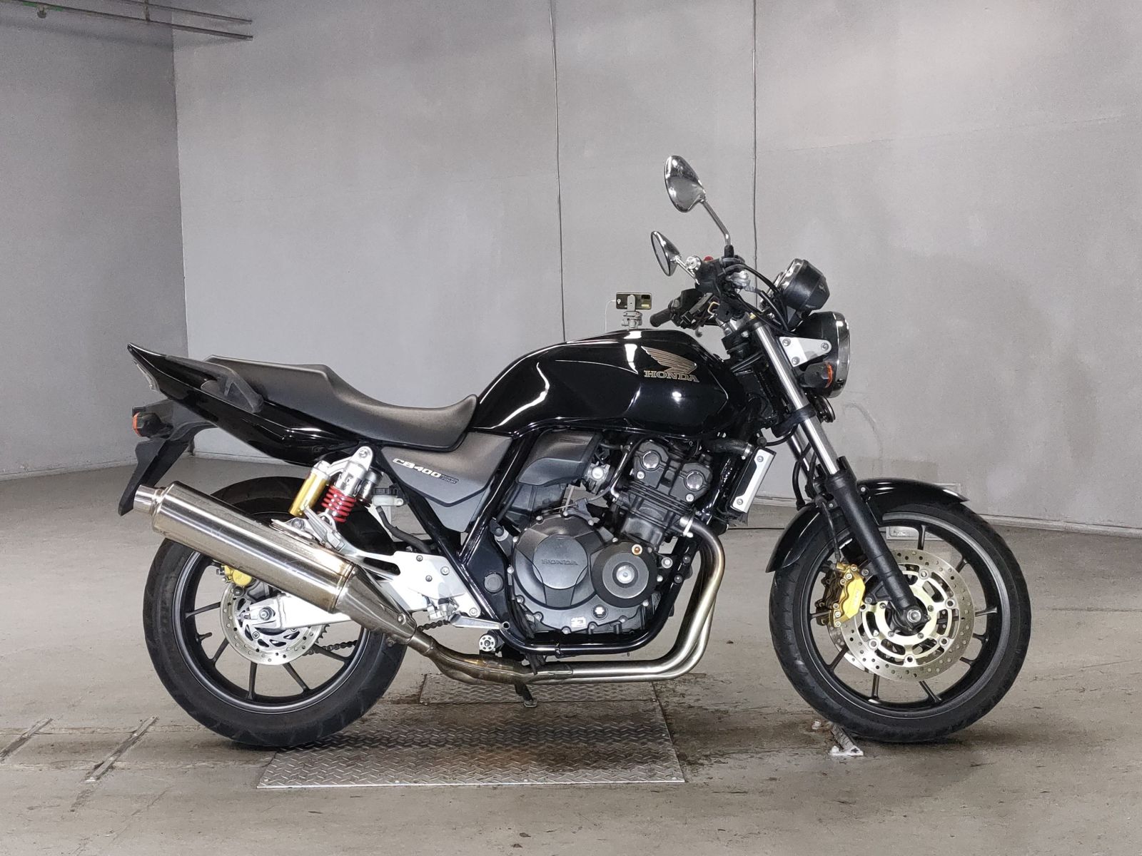 Honda CB400SFV 2018
