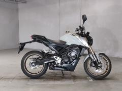 Honda CB125R 2021