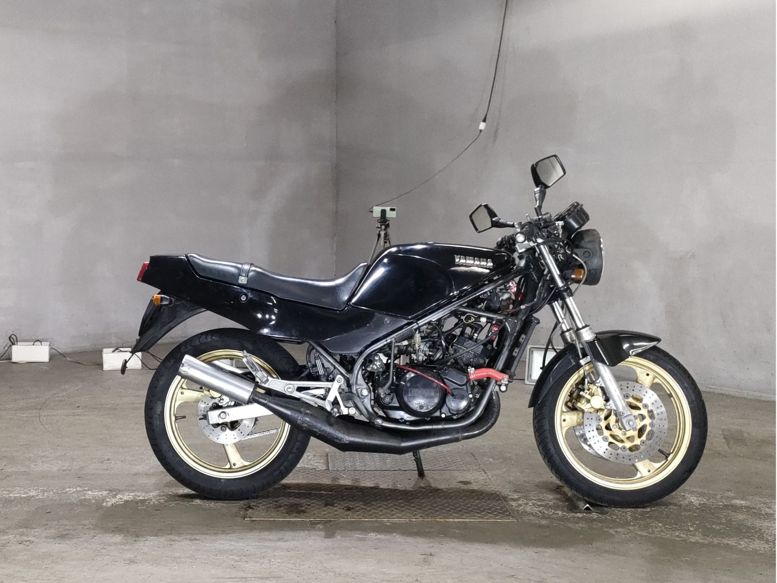 Yamaha RZ250R