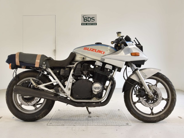 Suzuki GSX1100S KATANA