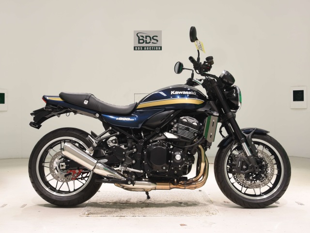 Kawasaki Z900RS 2023