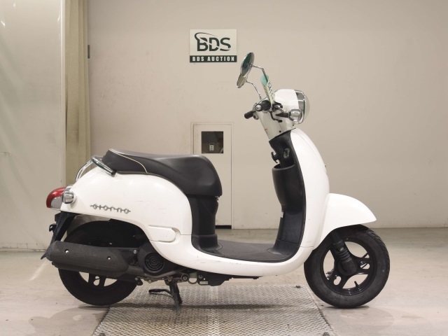 Honda GIORNO 2011