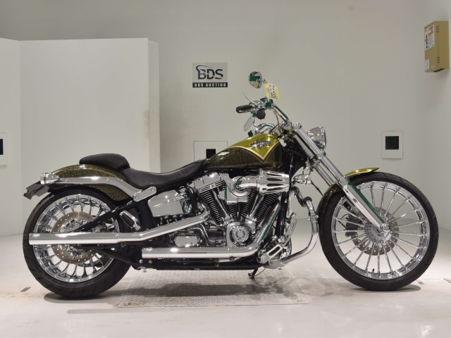 HD BREAKOUT FXSB1800 2013