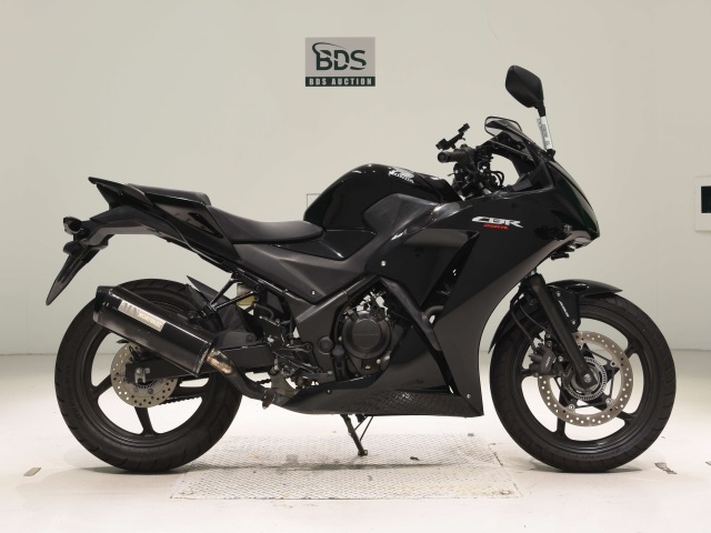 Honda CBR250RA 2015