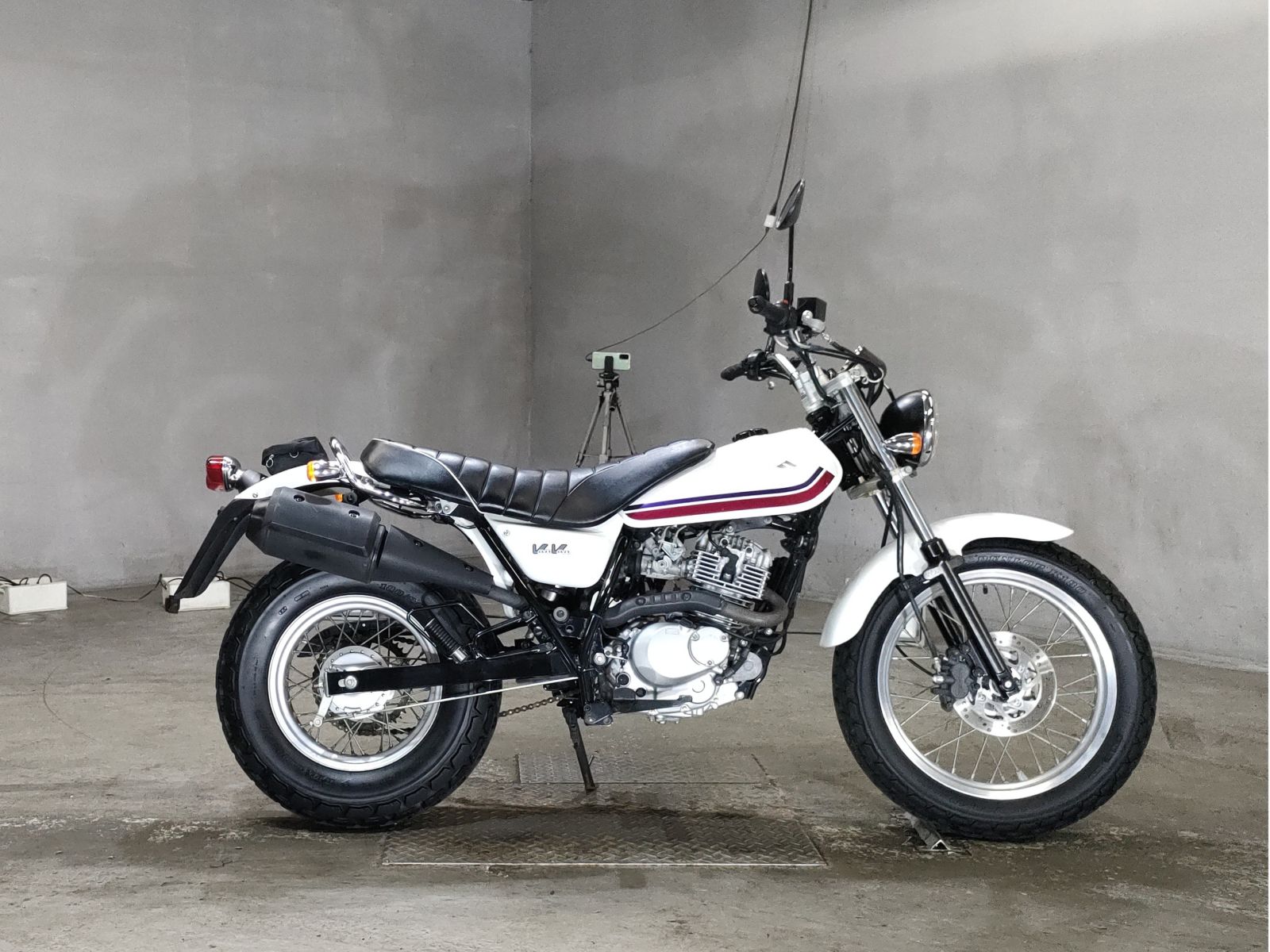 Suzuki VAN VAN 200 2011