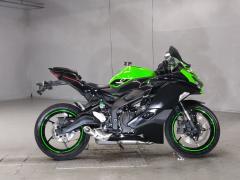 Kawasaki NINJA ZX-25R KRT 2021