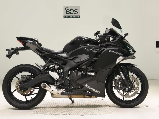 Kawasaki NINJA ZX-25R 2021