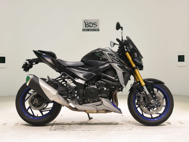 Suzuki GSX-S750 2022