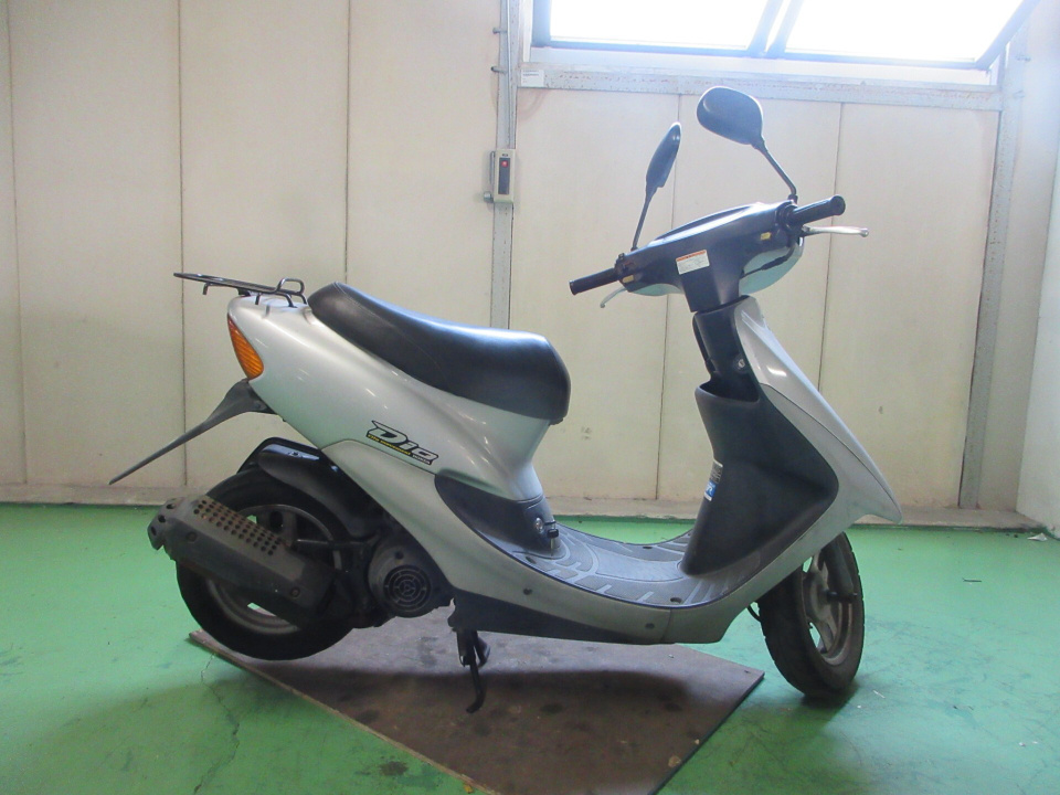 Honda DIO 2000