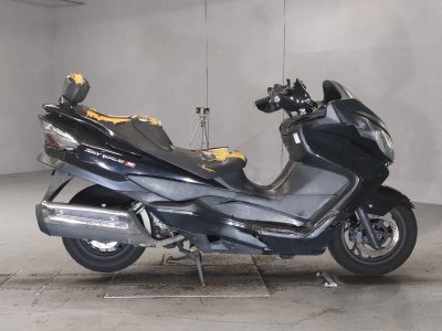 Suzuki SKYWAVE 250M