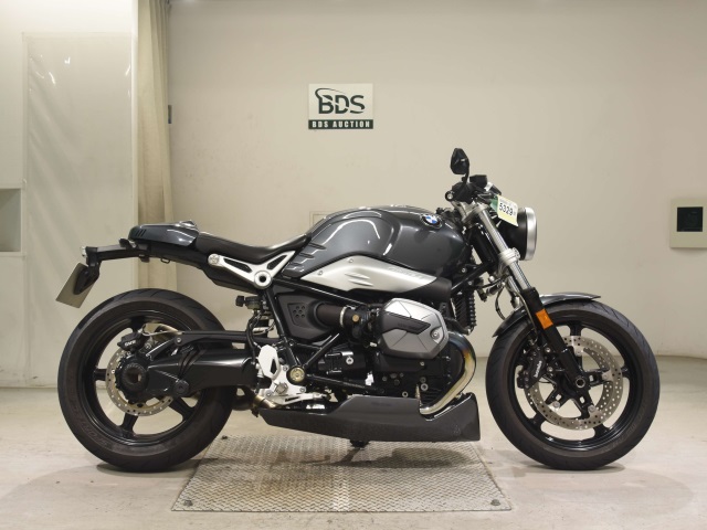 BMW R NINE T PURE 2021