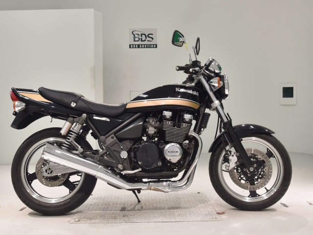 Kawasaki ZEPHYR400 2009