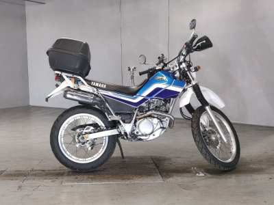 Yamaha SEROW XT225 2003