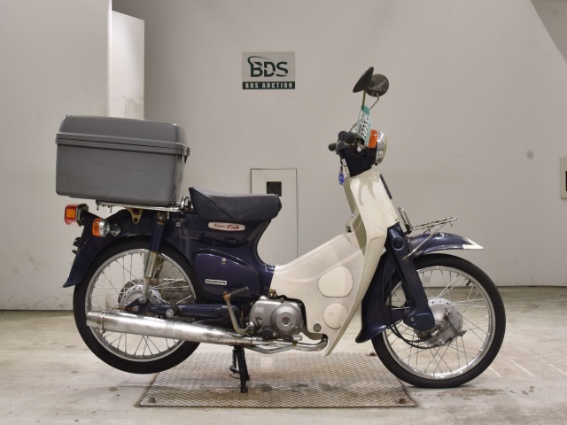 Honda C90 2002