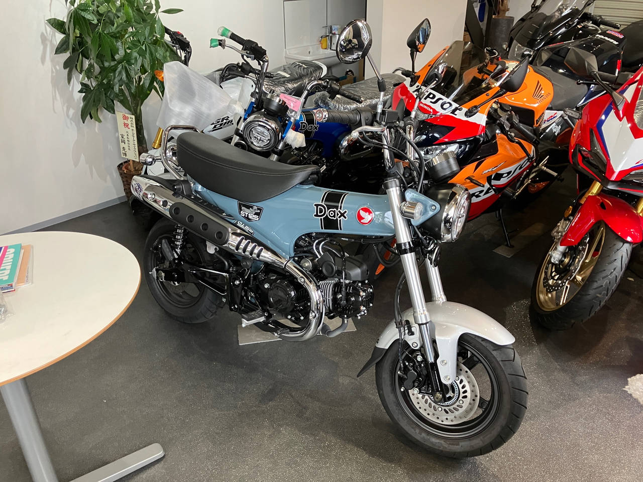 Honda DAX125 2022