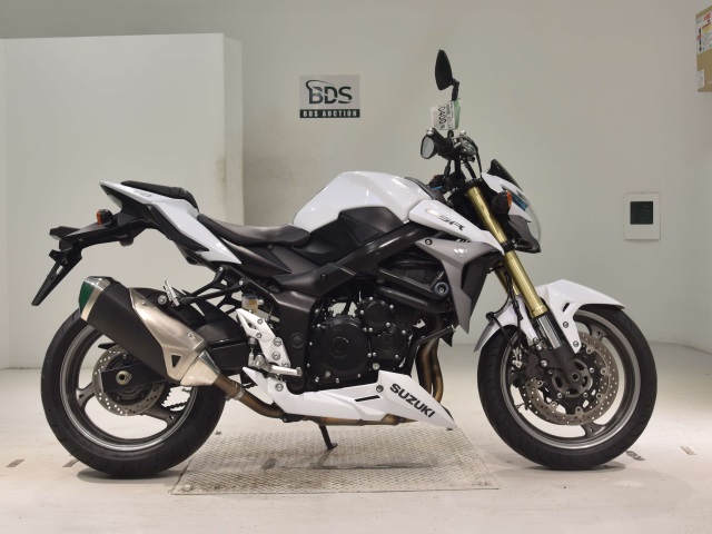 Suzuki GSR750A 2013