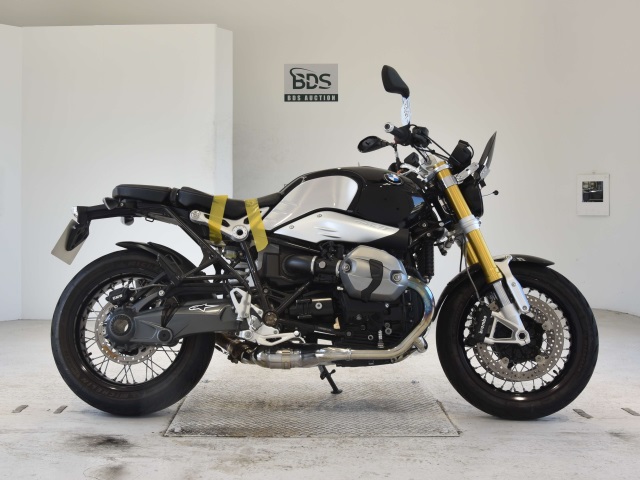 BMW R NINE T 2015