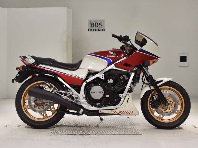 Honda VF750F 1983