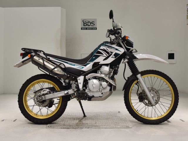 Yamaha SEROW XT250 2017