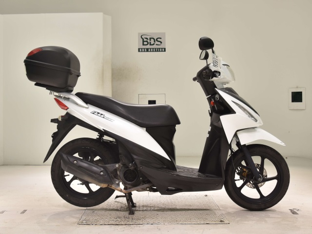 Suzuki ADDRESS V110
