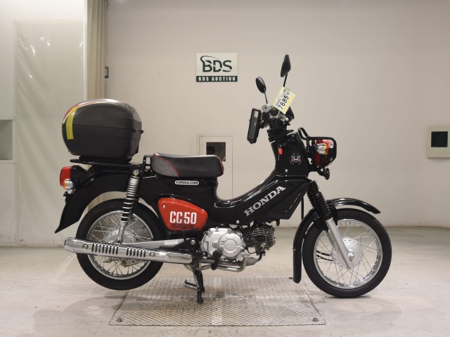 Honda CC50 CROSSCUB 2019