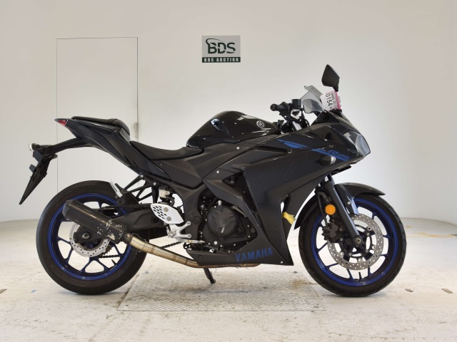 Yamaha YZF-R25 2017