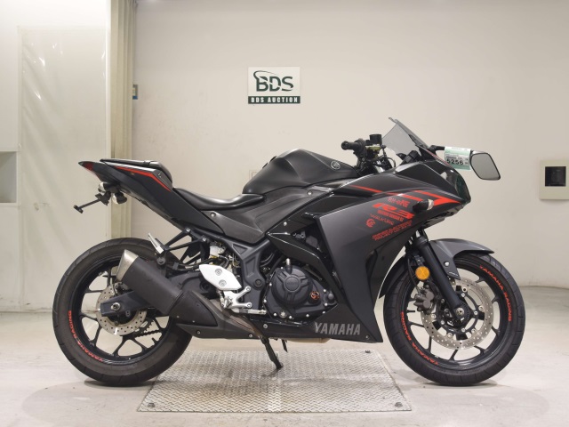 Yamaha YZF-R3 2017