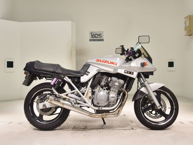 Suzuki GSX250S KATANA