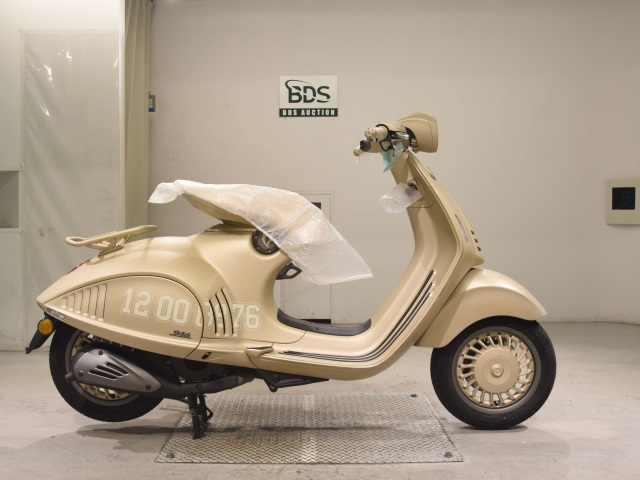 Vespa 946DRAGON