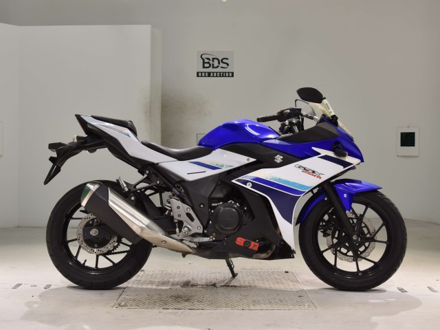 Suzuki GSX250R