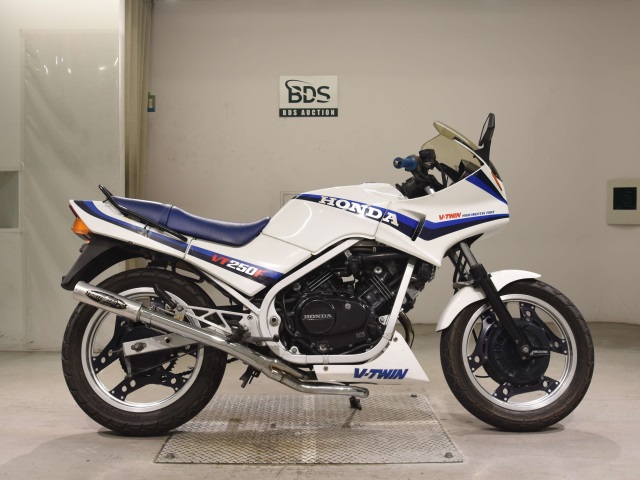 Honda VT250FE