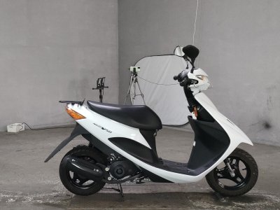 Suzuki ADDRESS V50
