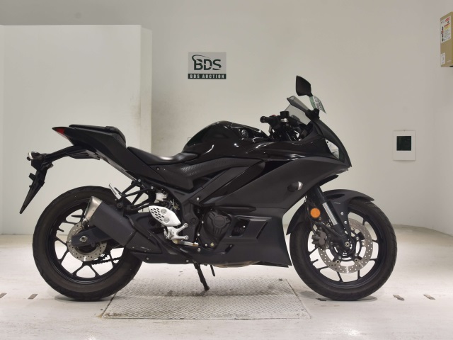 Yamaha YZF-R25A 2020