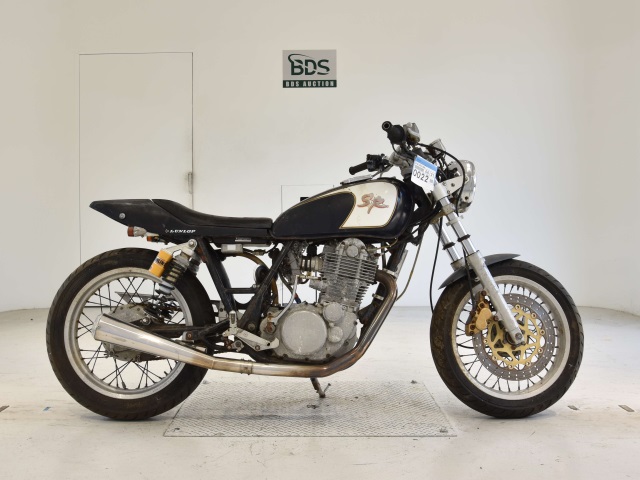 Yamaha SR500