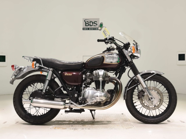 Kawasaki W650 2005