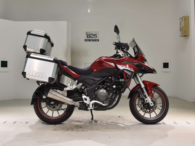 Benelli TRK251 2021