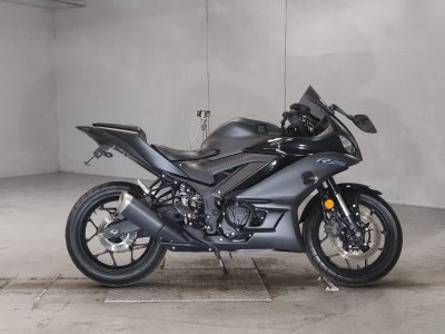 Yamaha YZF-R25 2021