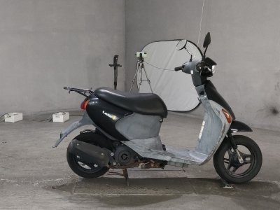 Suzuki LETS4