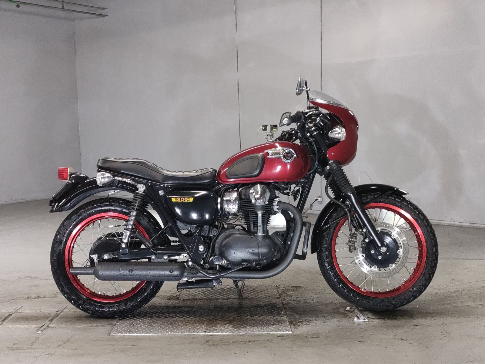 Kawasaki W800 2012